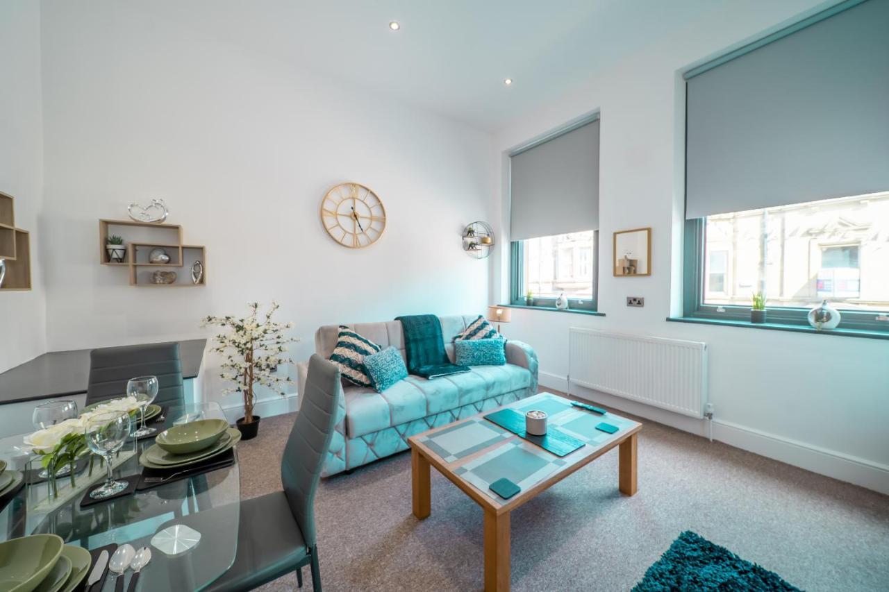 Cozy 1-Bedroom Apartment In The Heart Of Barnsley Town Centre Bagian luar foto