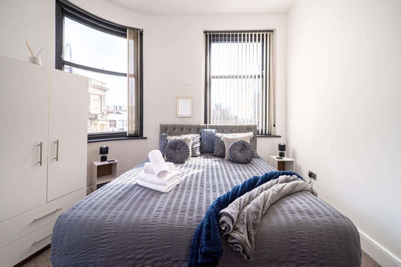 Cozy 1-Bedroom Apartment In The Heart Of Barnsley Town Centre Bagian luar foto
