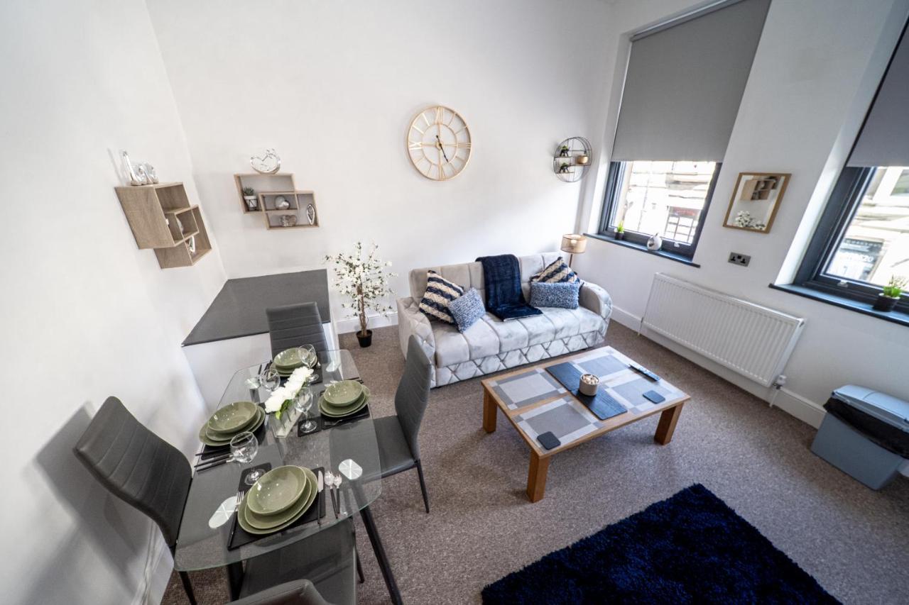 Cozy 1-Bedroom Apartment In The Heart Of Barnsley Town Centre Bagian luar foto